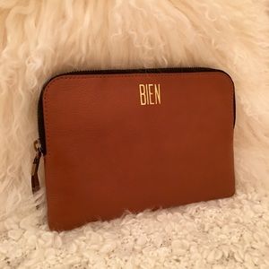 Madewell BIEN Leather Pouch Clutch LTD